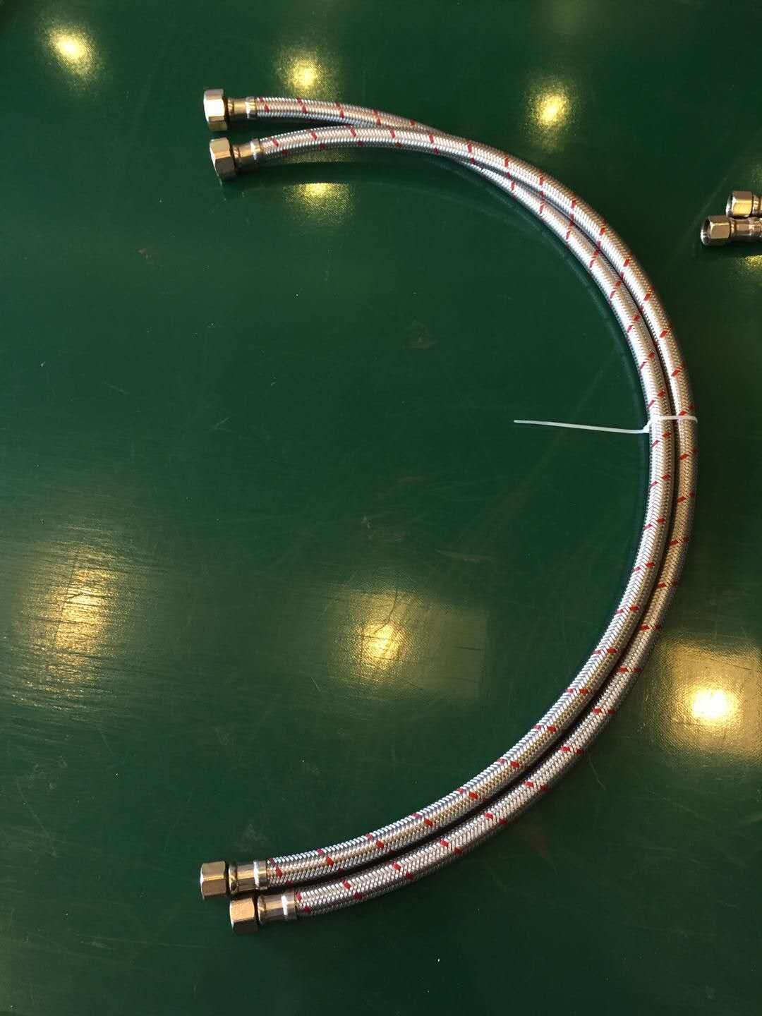 flexible pipes for faucet